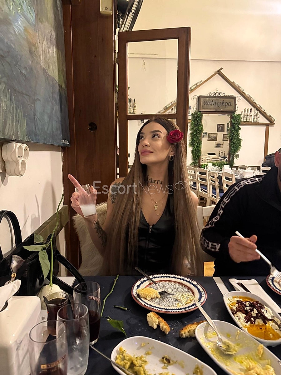 Sedef Mira